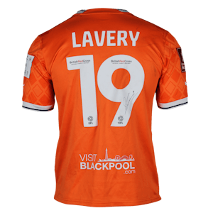 Blackpool 팀의 Shayne Lavery 셔츠
