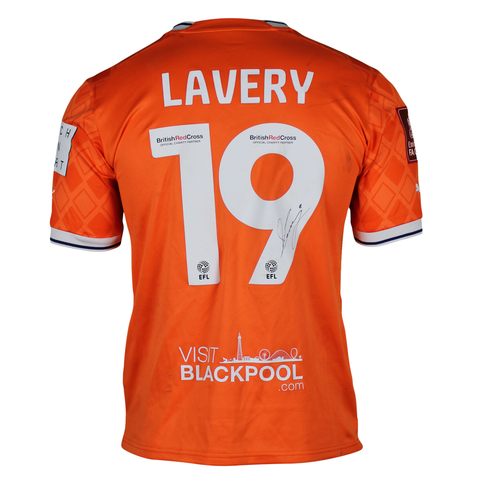 Blackpool 팀의 Shayne Lavery 셔츠