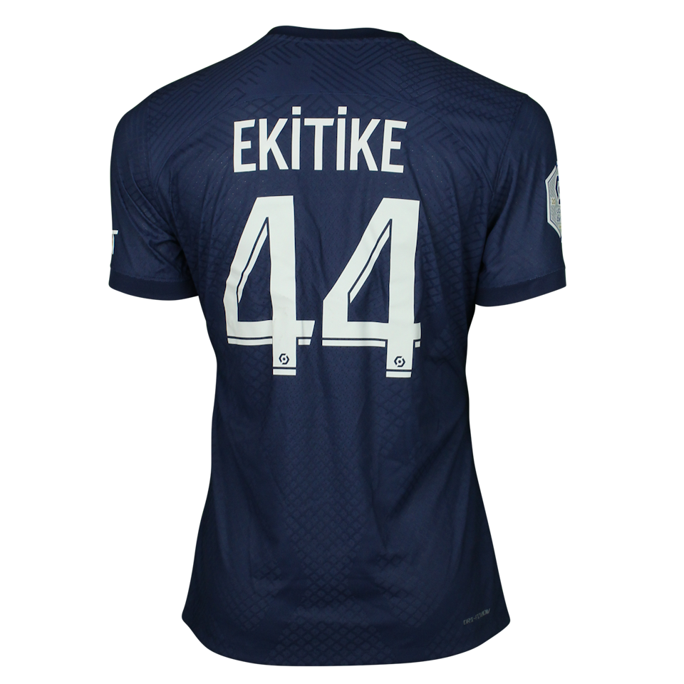 Hugo Ekitike Paris Saint-Germain shirt