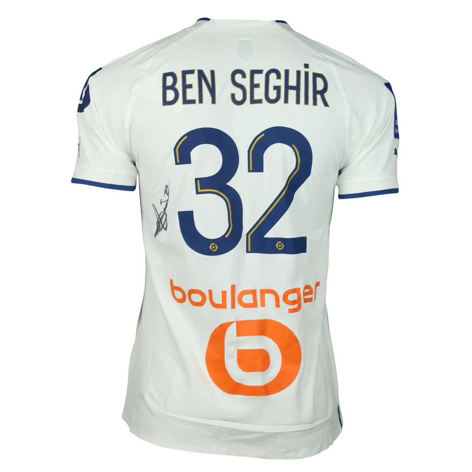 来自Olympique de Marseille的Salim Ben Seghir球衣
