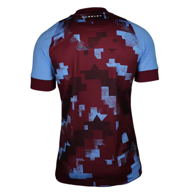 Squad Signed Shirt | Burnley