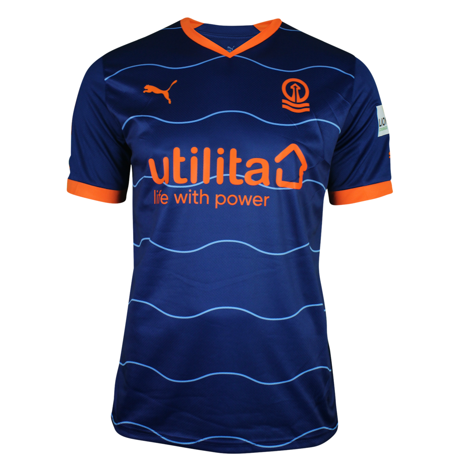 Gary Madine Blackpool shirt
