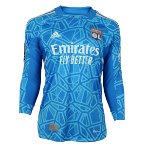 Rémy Riou Olympique Lyonnais のシャツ