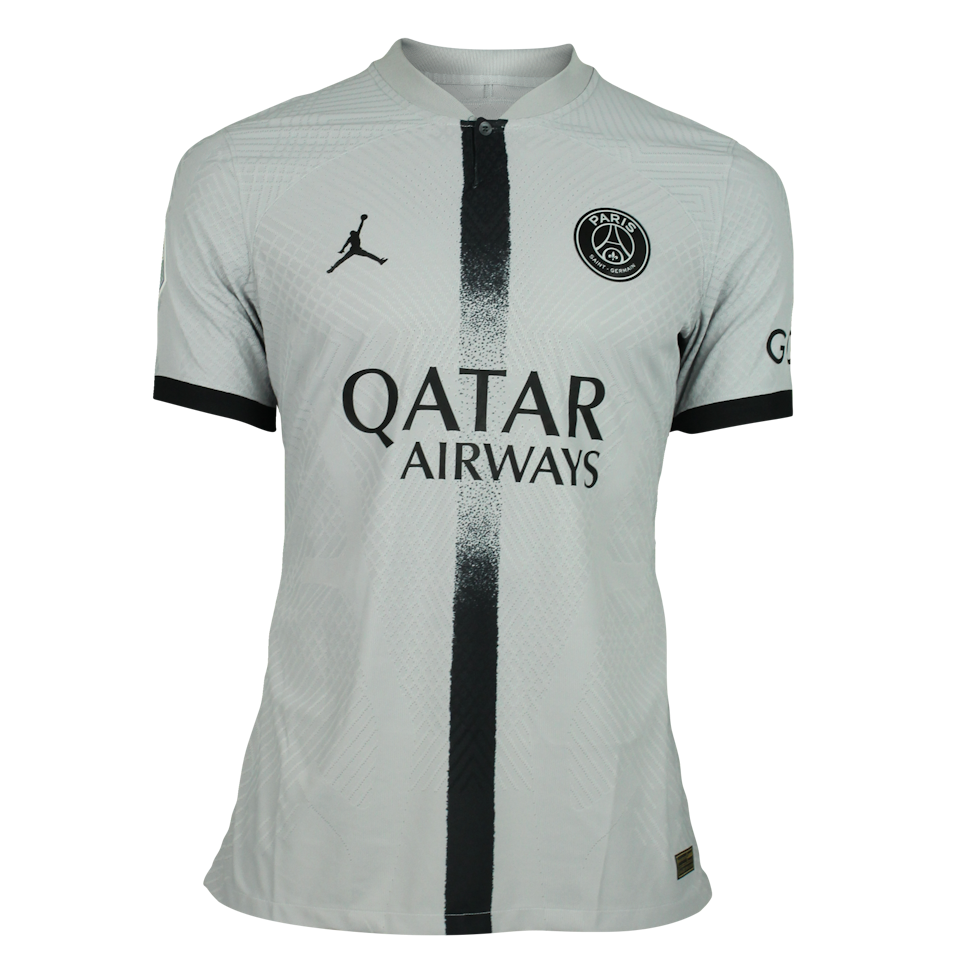 Hugo Ekitike Paris Saint-Germain shirt