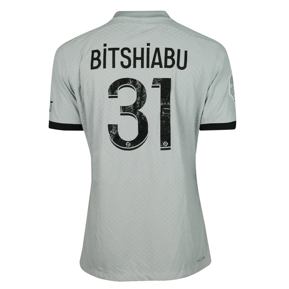El Chadaille Bitshiabu Paris Saint-Germain camisa.