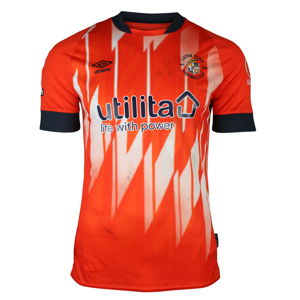 Elliot Thorpe Luton Town shirt