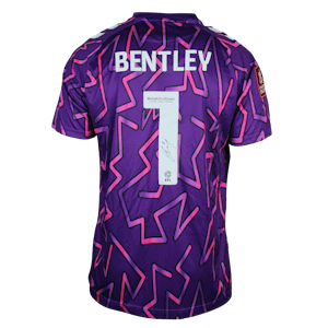 Daniel Bentley Bristol City jersey
