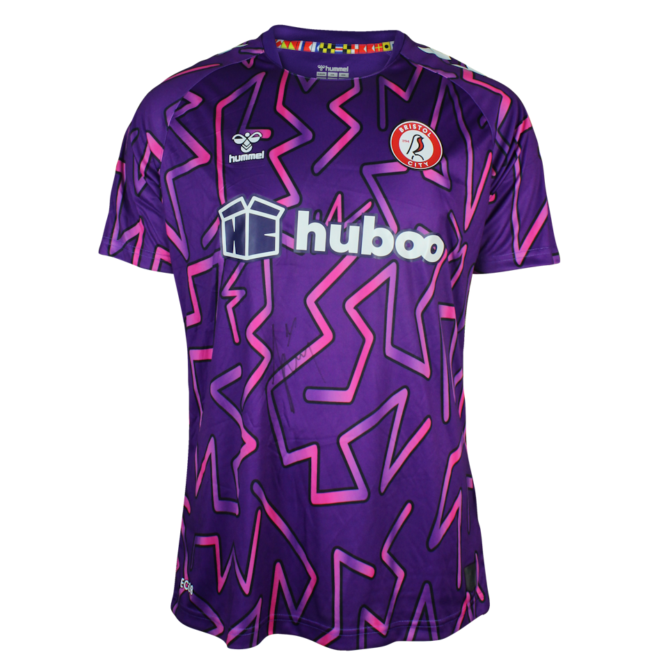 Daniel Bentley Bristol City jersey