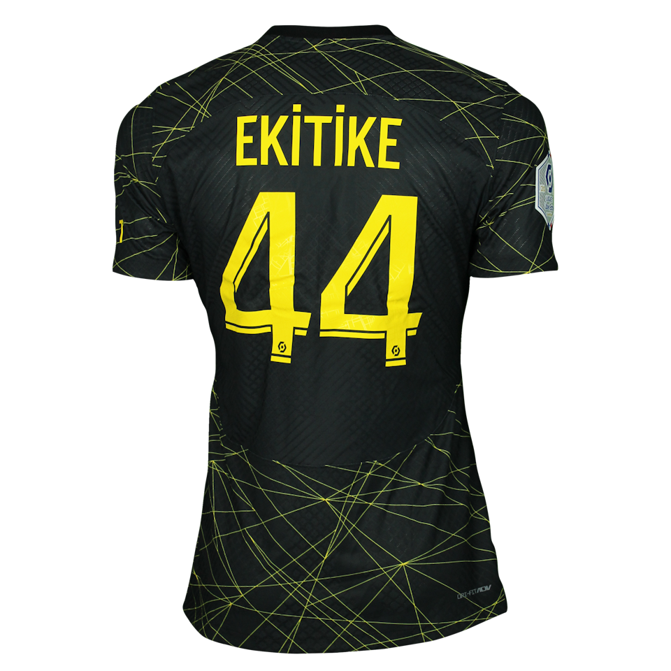 Hugo Ekitike Paris Saint-Germain shirt