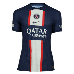 Paris Saint-Germain 팀의 Carlos Soler 셔츠