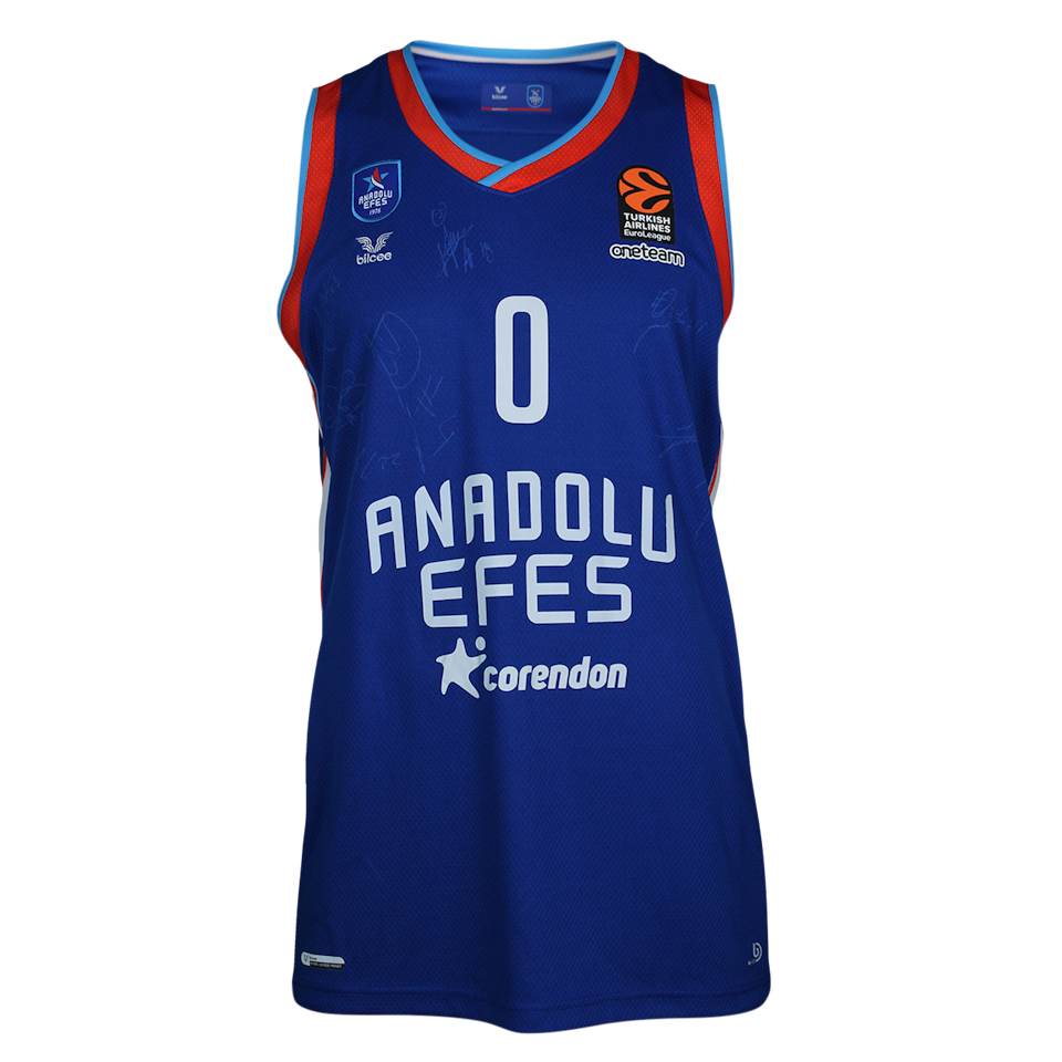 Shane Larkin | Anadolu Efes Squad Signed