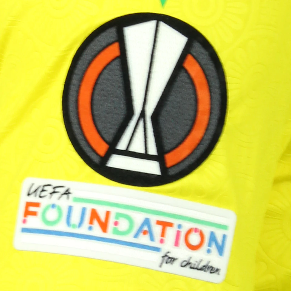 来自FC Nantes的Andrei Girotto球衣