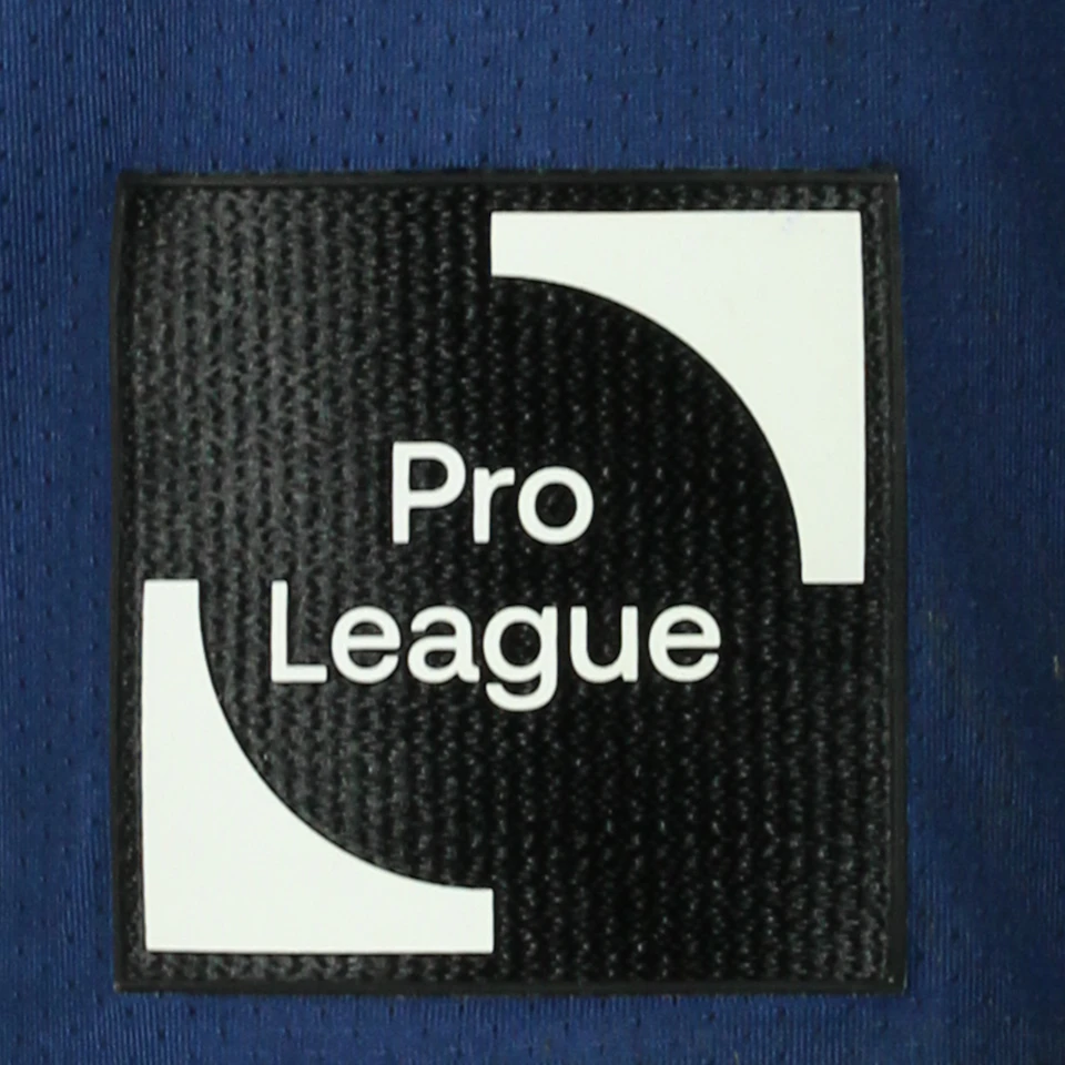 Squad Signed Shirt | Royale Union Saint-Gilloise