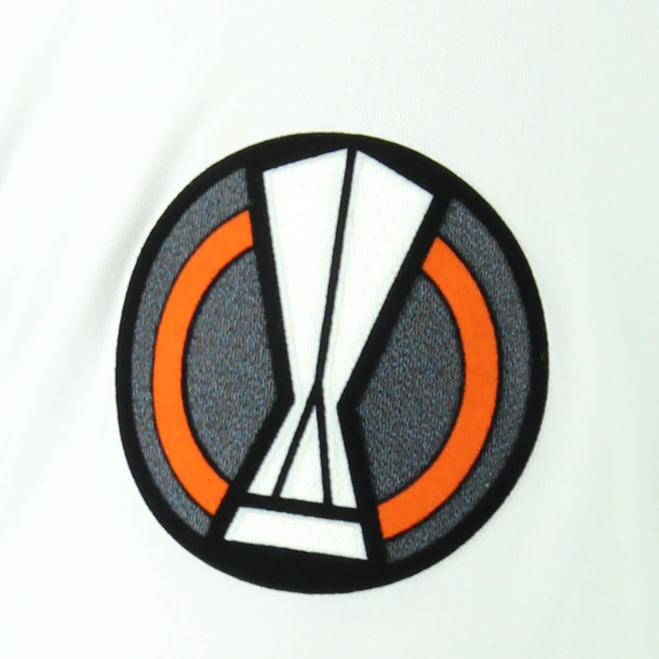 来自FC Midtjylland的Oliver Sørensen球衣