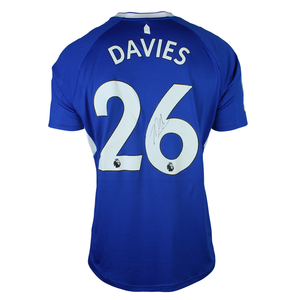 Tom Davies