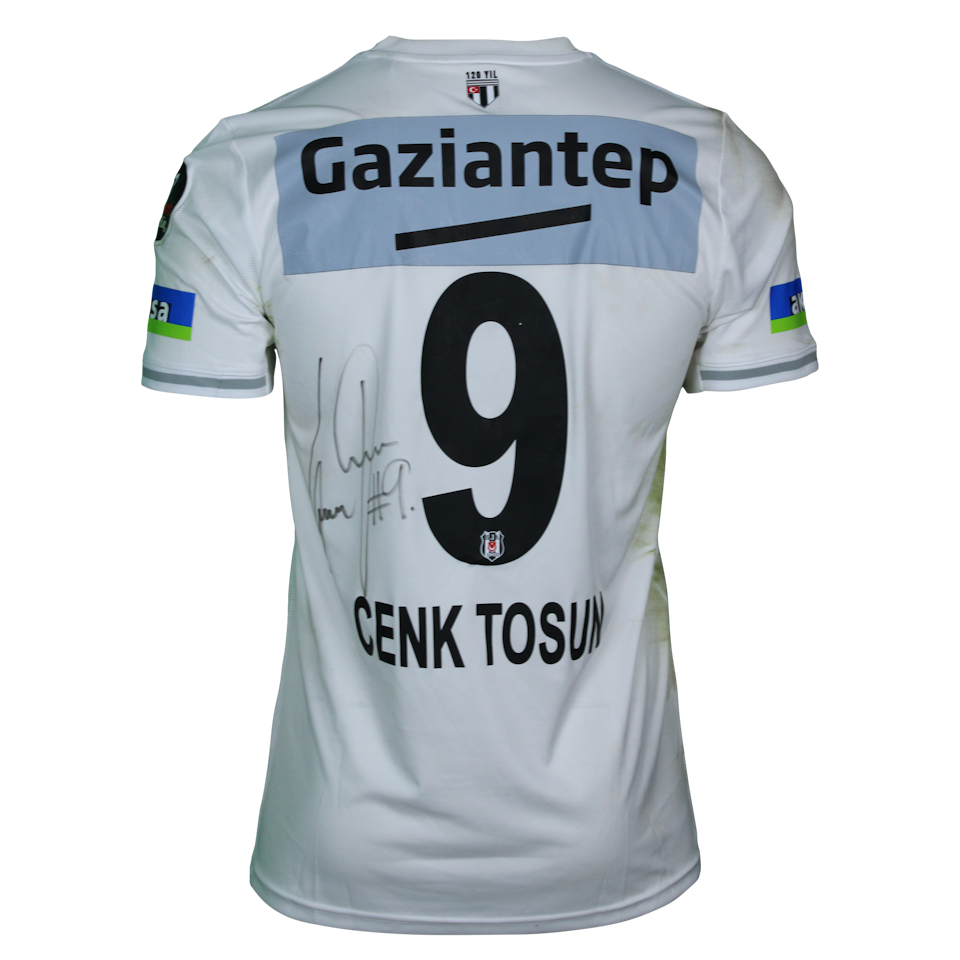 Cenk Tosun Beşiktaş JK shirt