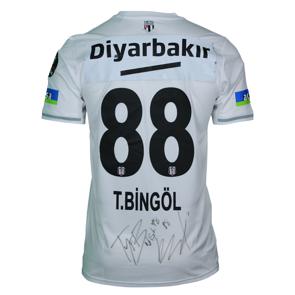 Beşiktaş JK 팀의 Tayfur Bingöl 셔츠