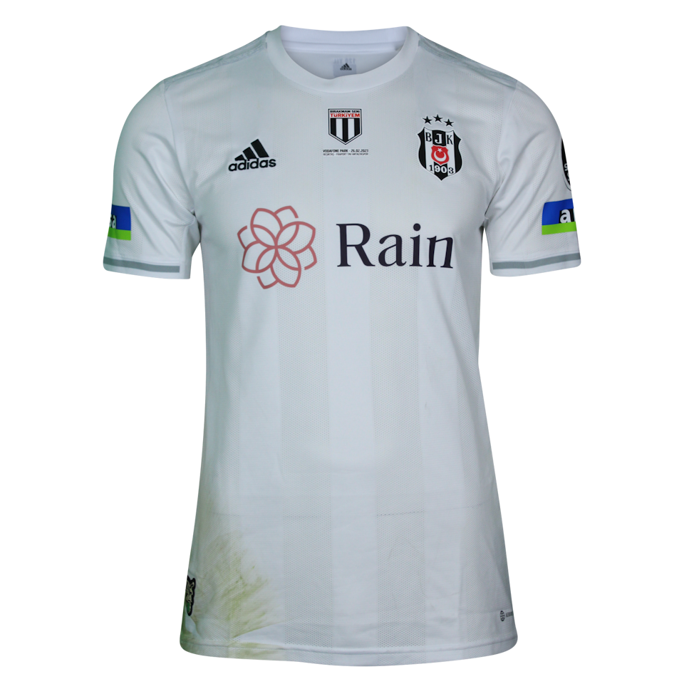 Semih Kılıçsoy Beşiktaş JK camisa.