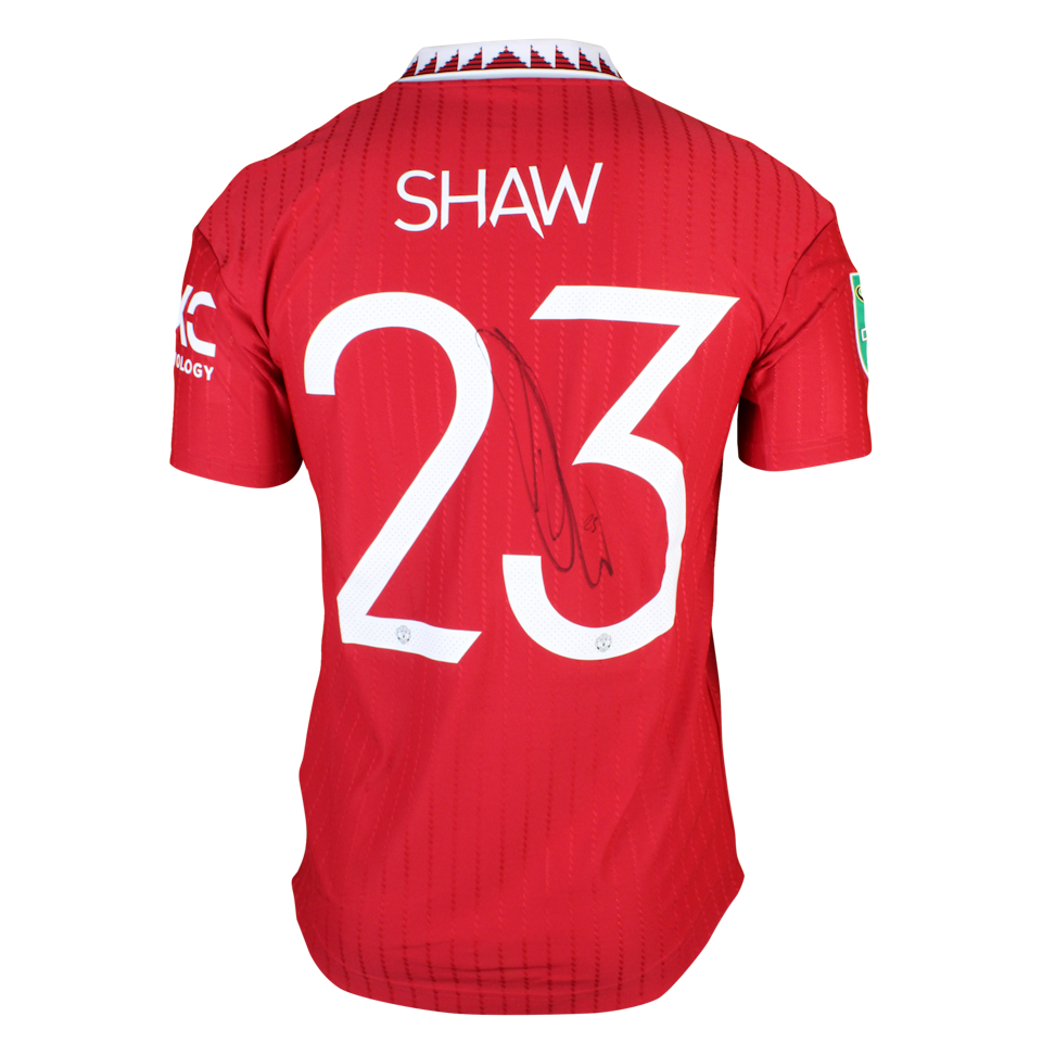 Luke Shaw Manchester United shirt