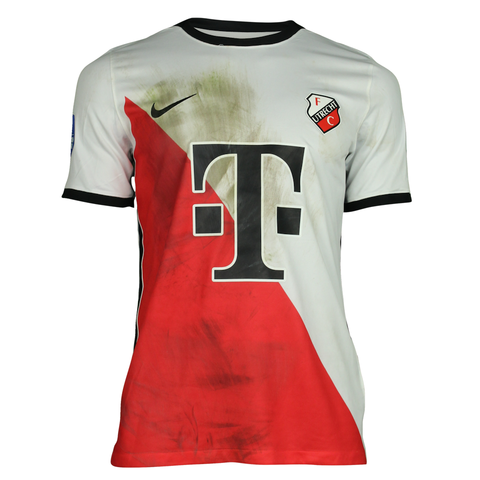 Anastasios Douvikas FC Utrecht shirt