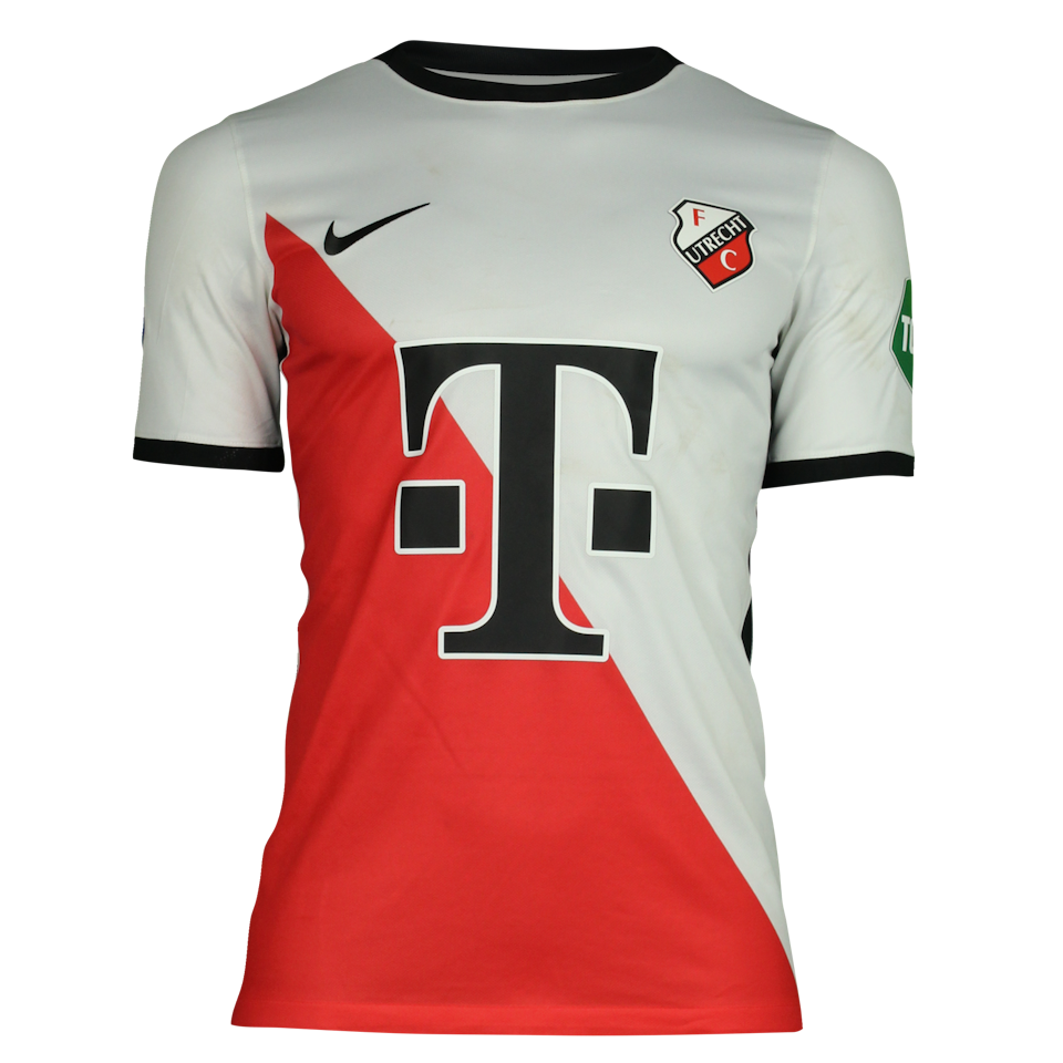 Naoki Maeda FC Utrecht shirt