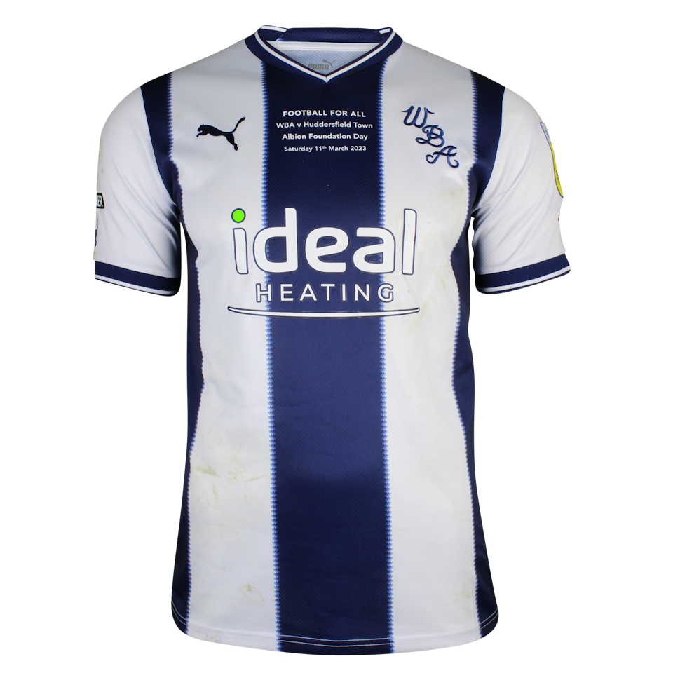 Dara O'Shea West Bromwich Albion shirt