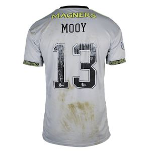 Aaron Mooy Celtic shirt