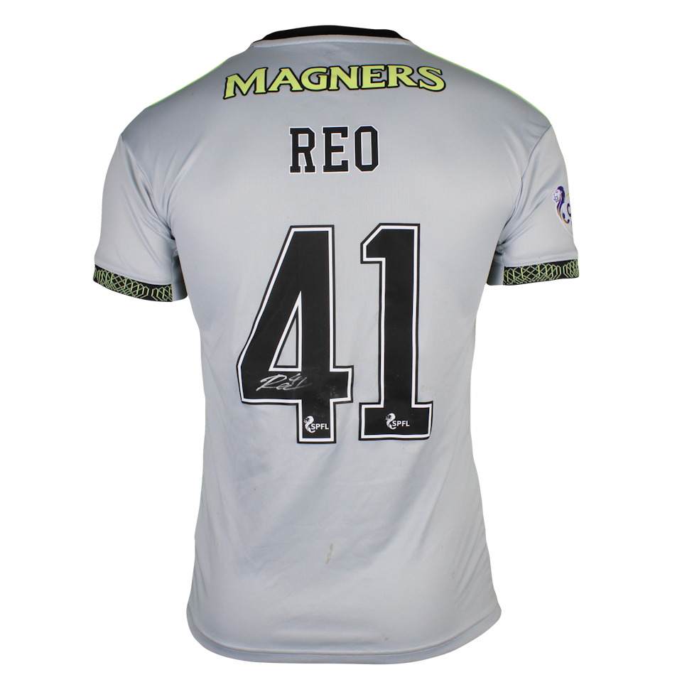 Reo Hatate Celtic shirt