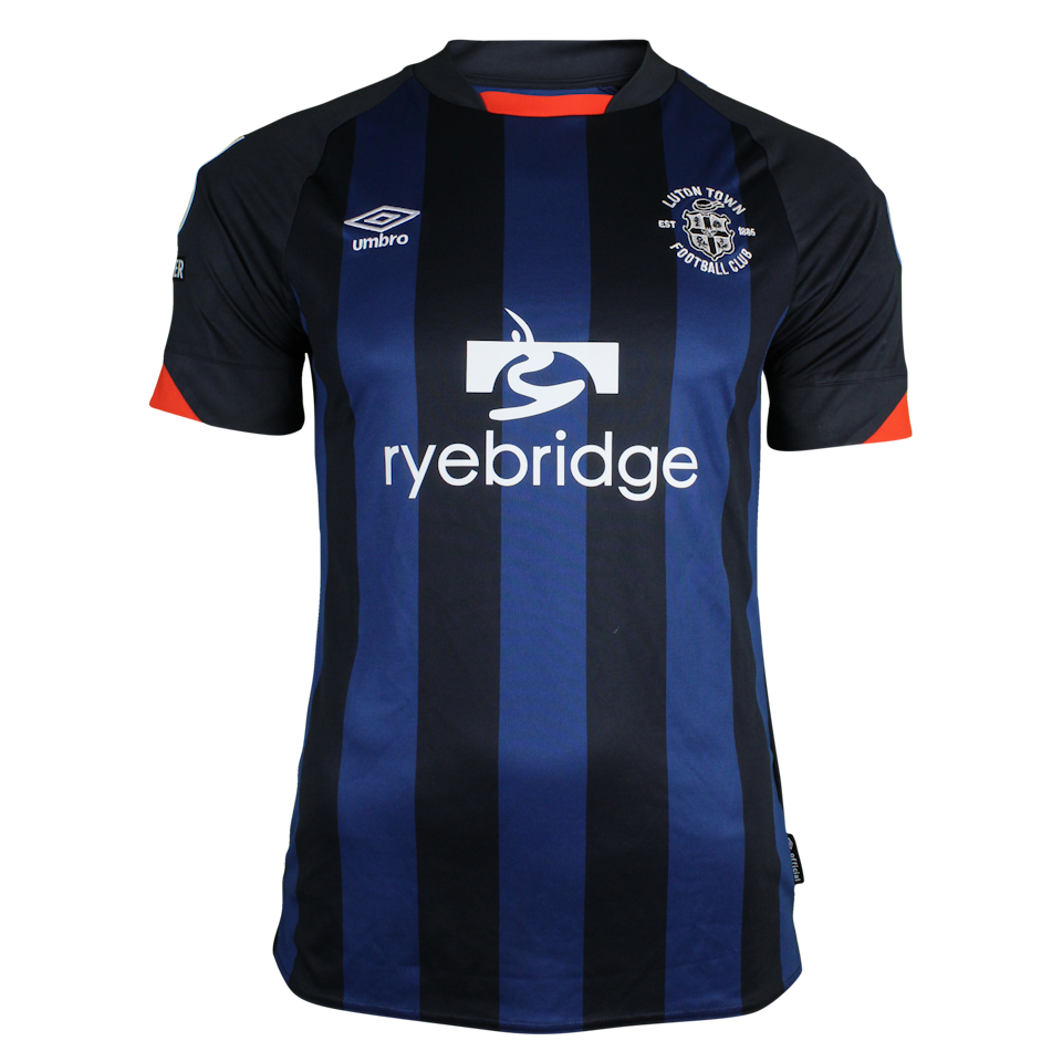 Amari'i Bell Luton Town jersey