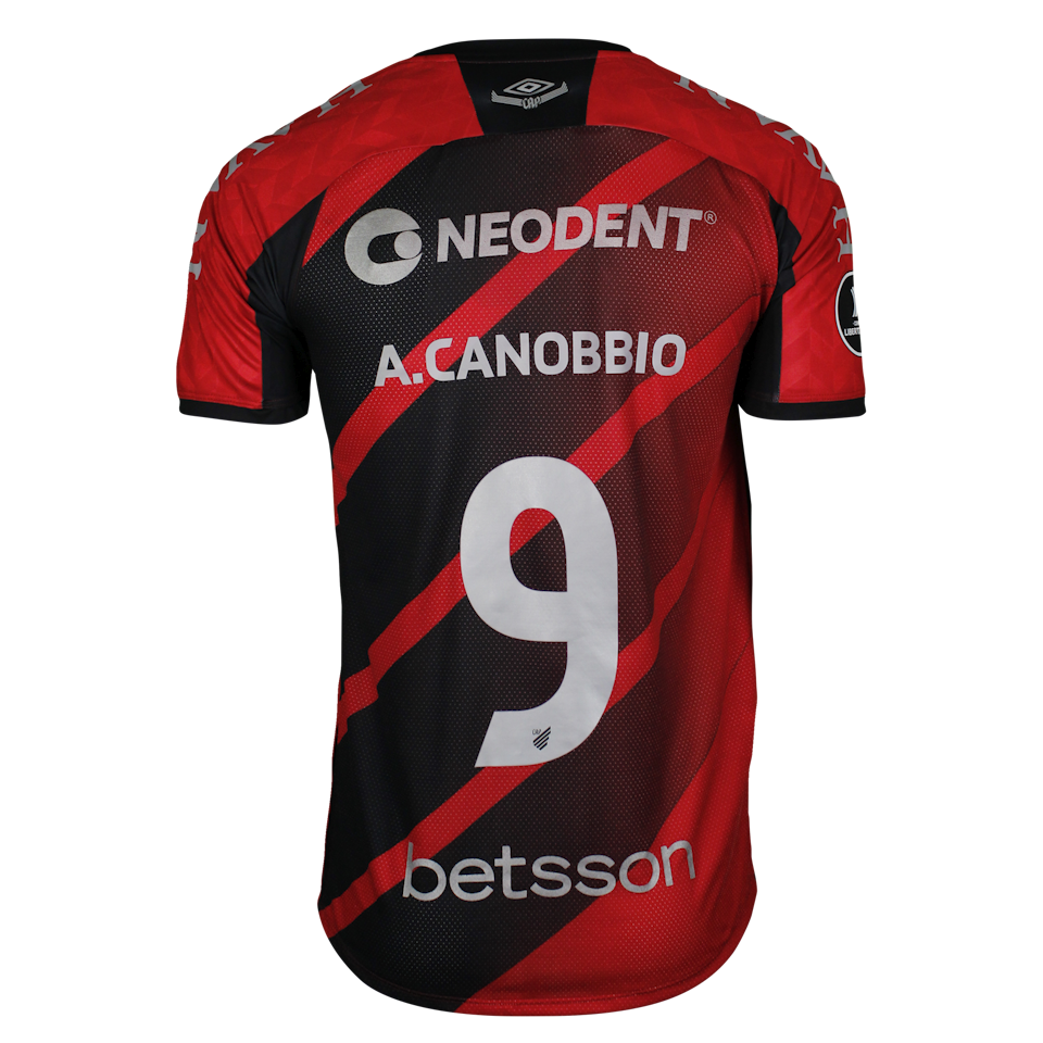 Agustín Canobbio Athletico PR camisa.