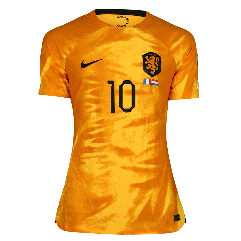 Memphis Depay Netherlands shirt