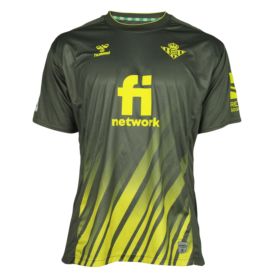 Claudio Bravo Real Betis shirt