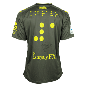 Claudio Bravo Real Betis shirt