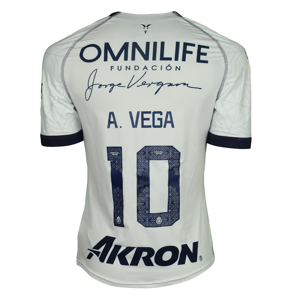 Alexis Vega Chivas Guadalajara jersey