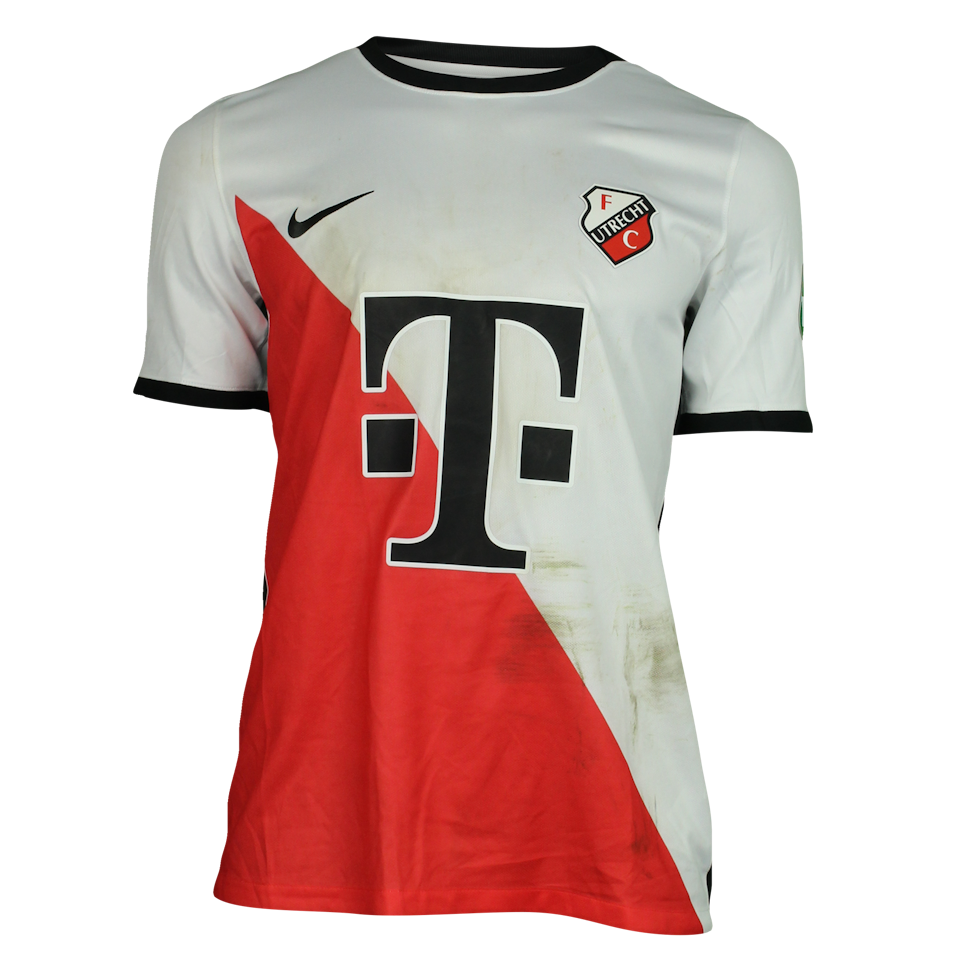 Anastasios Douvikas FC Utrecht shirt