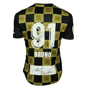 Gianni Bruno  STVV camisa.