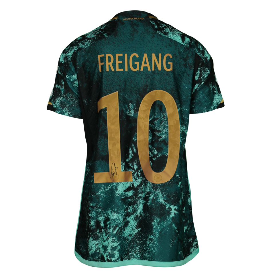 Laura Freigang Germany W shirt