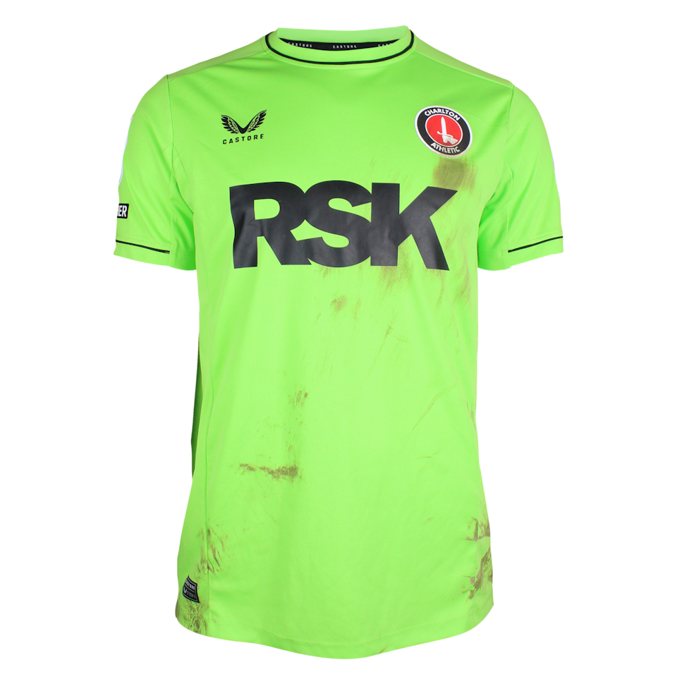 Ashley Maynard-Brewer Charlton Athletic shirt