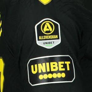 Viktor Fischer AIK shirt