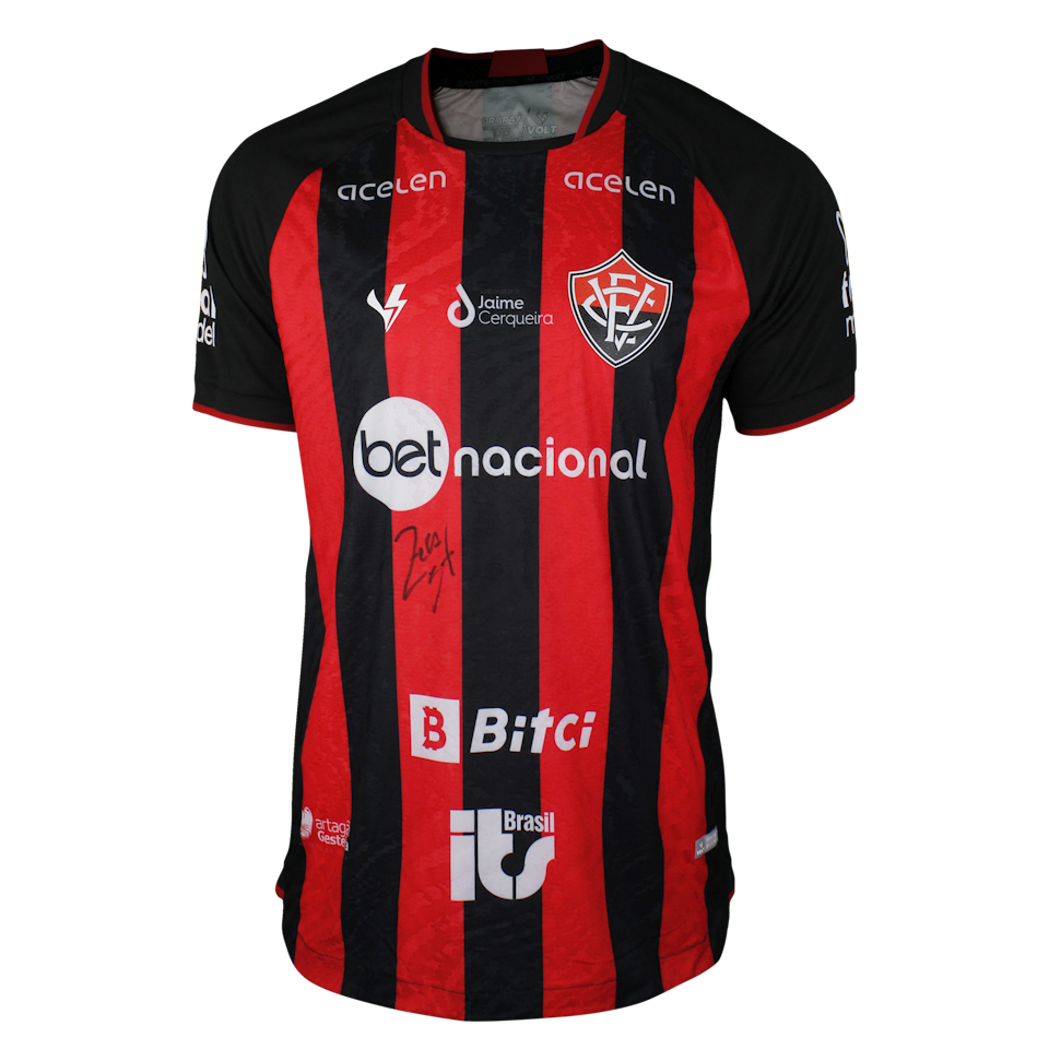 Jose Carlos Cracco Neto Vitória shirt