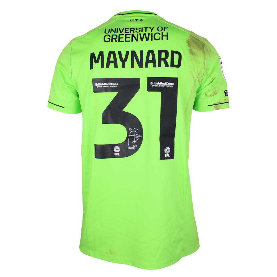 Charlton Athletic 팀의 Ashley Maynard-Brewer 셔츠