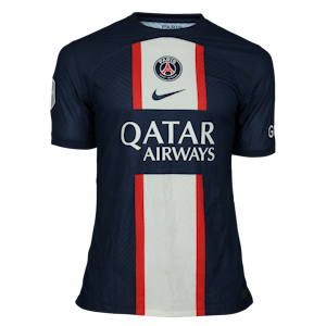 Hugo Ekitike Paris Saint-Germain forması