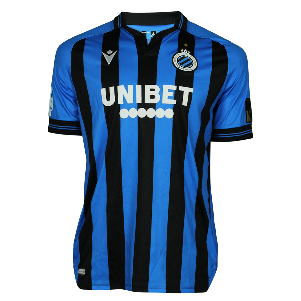 Club Brugge 팀의 Raphael Onyedika 셔츠