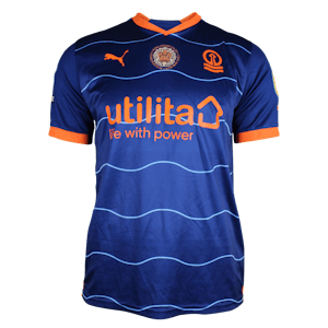 Morgan Rogers Blackpool shirt