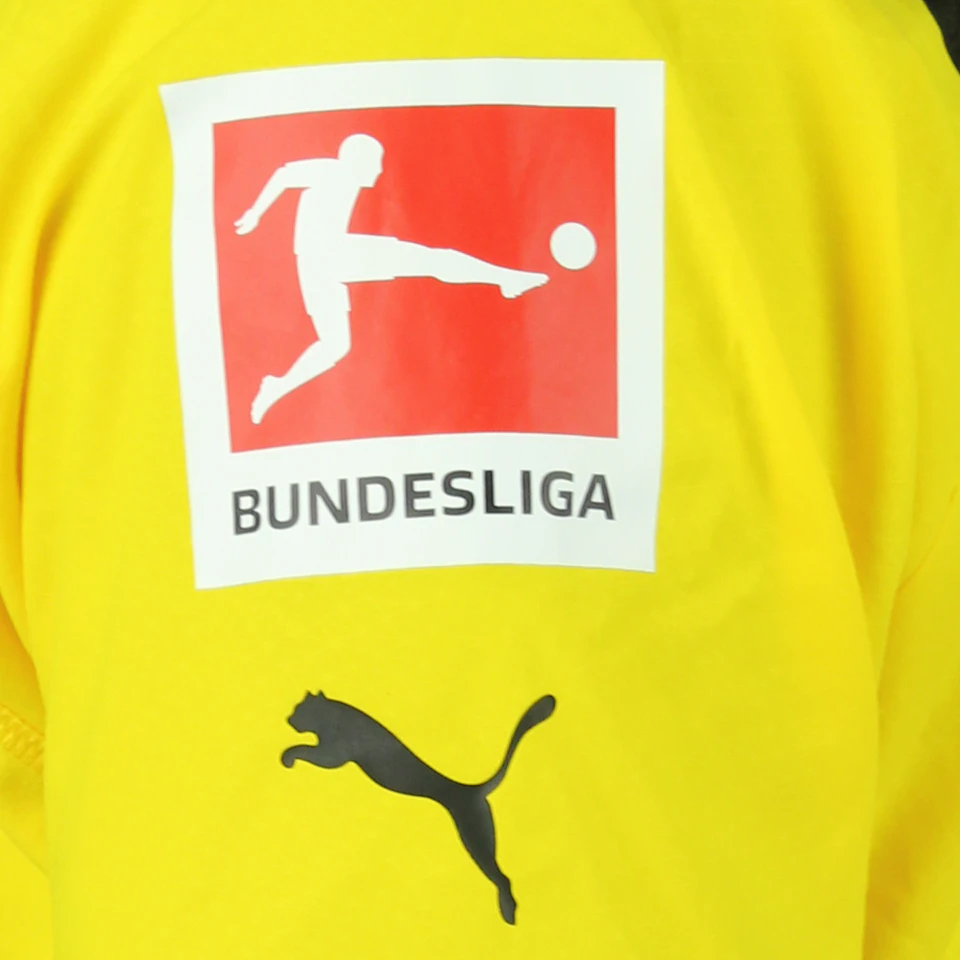 来自Borussia Dortmund的Jude Bellingham球衣