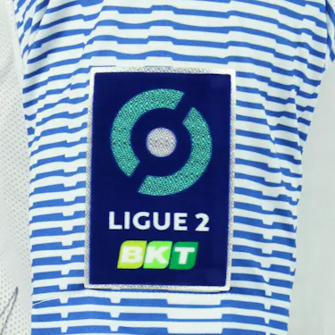 来自Grenoble Foot 38的Gaëtan Paquiez球衣