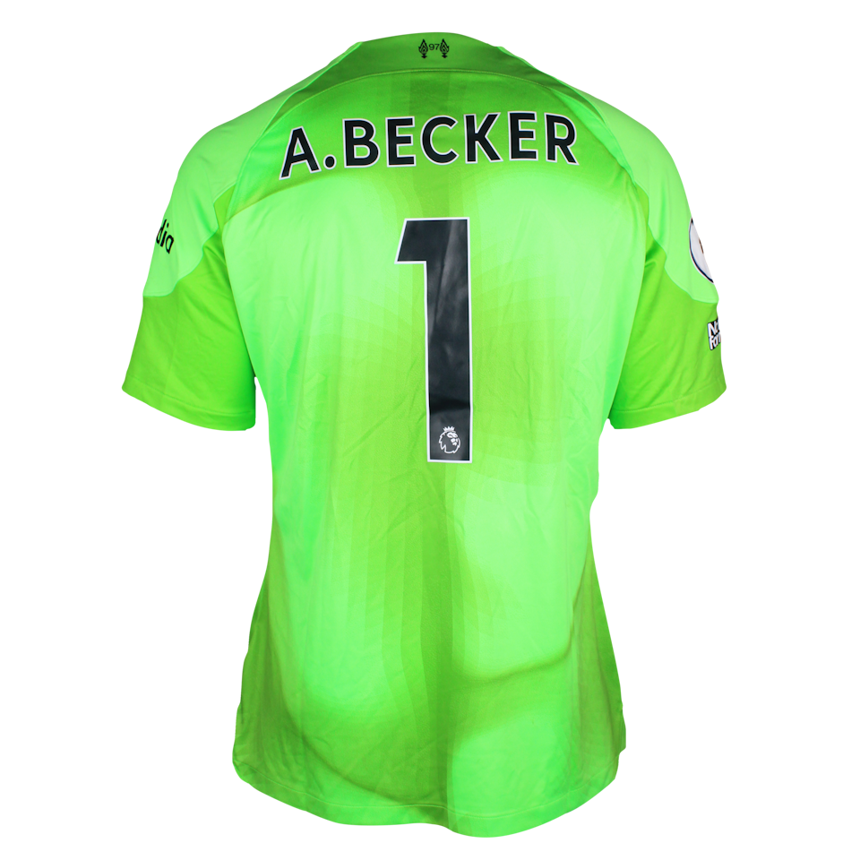 Alisson Becker Liverpool forması