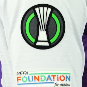 Jonathan Ikoné Fiorentina shirt