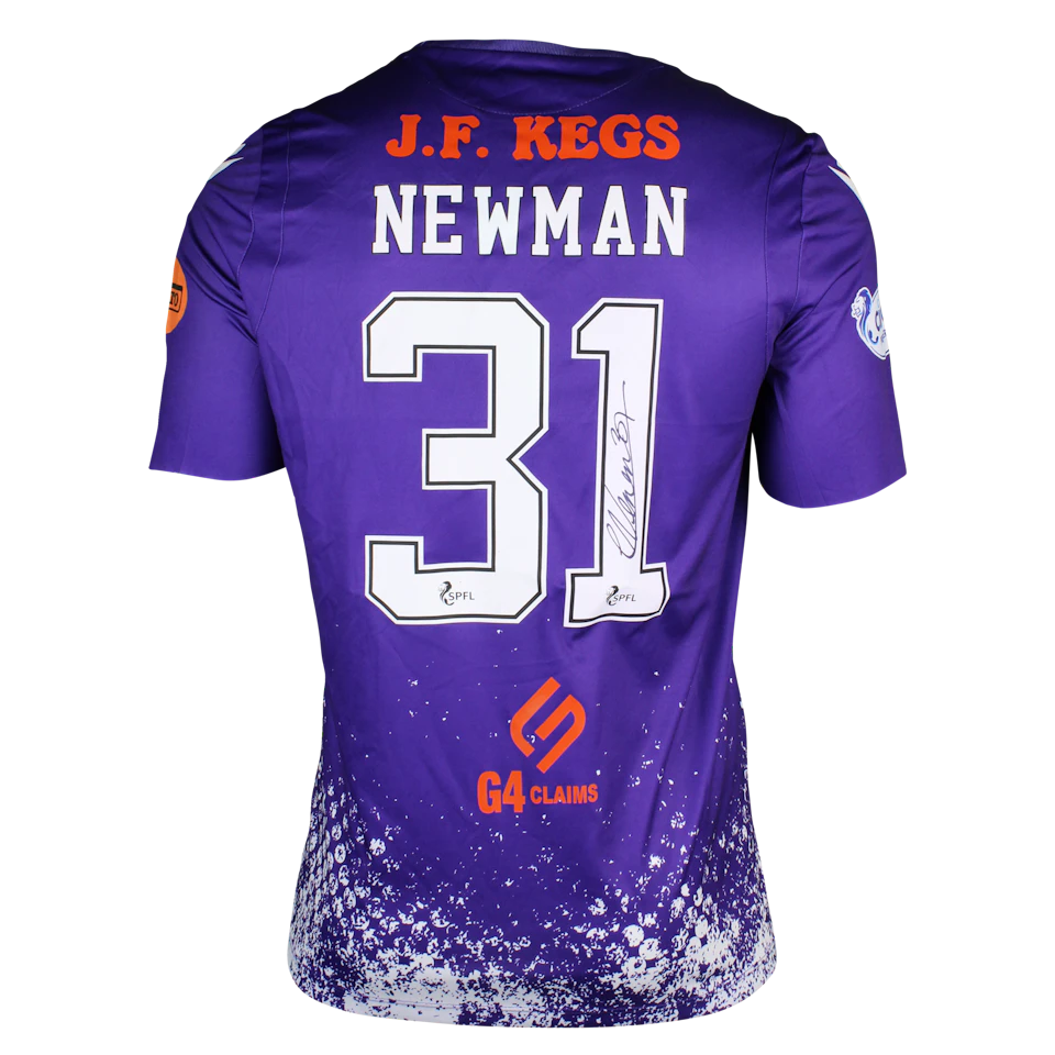 来自Dundee United的Jack Newman球衣