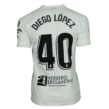 来自Valencia CF的Diego López Noguerol球衣